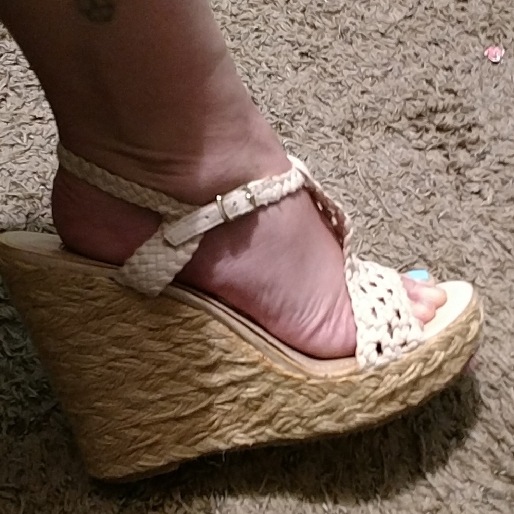 Steve Madden wedges